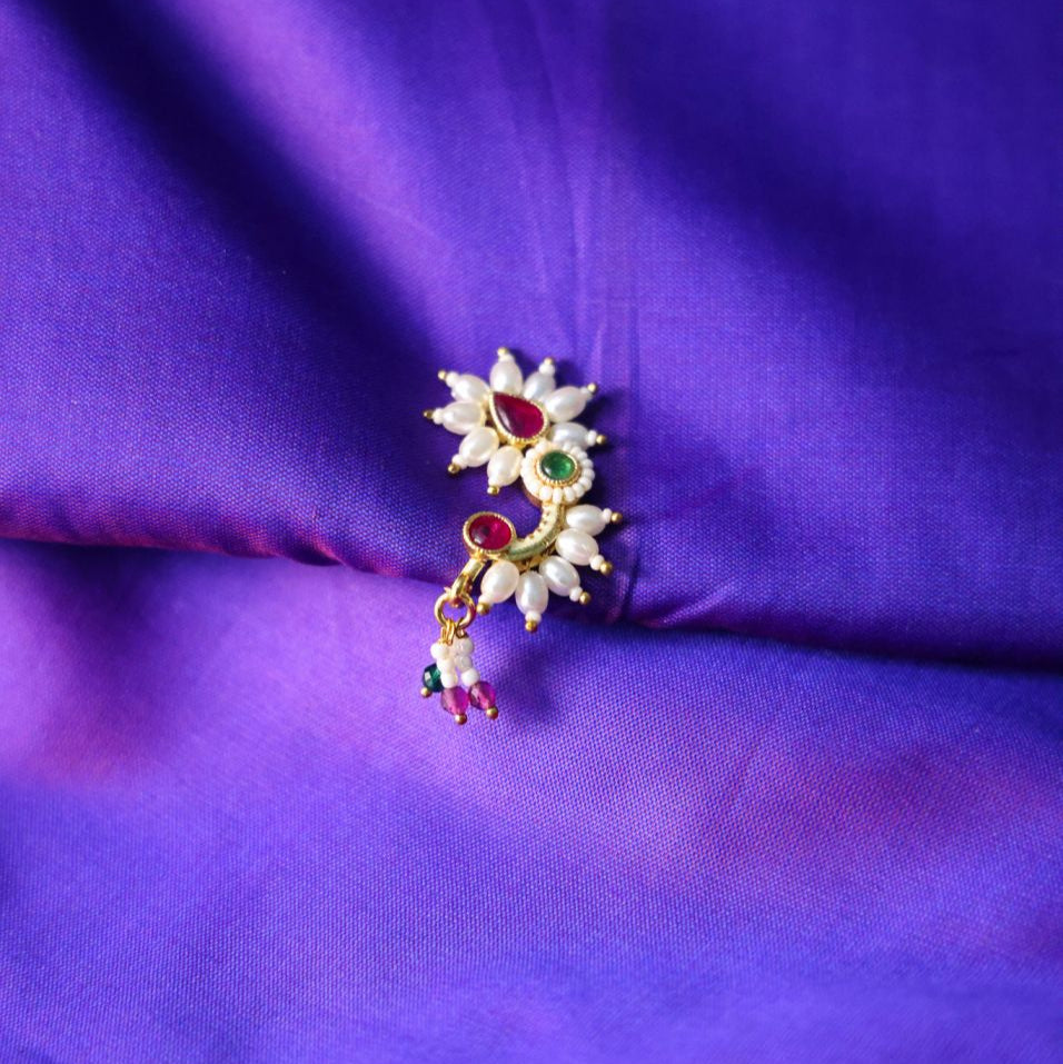 Paisley Pearl Red Nose Pin