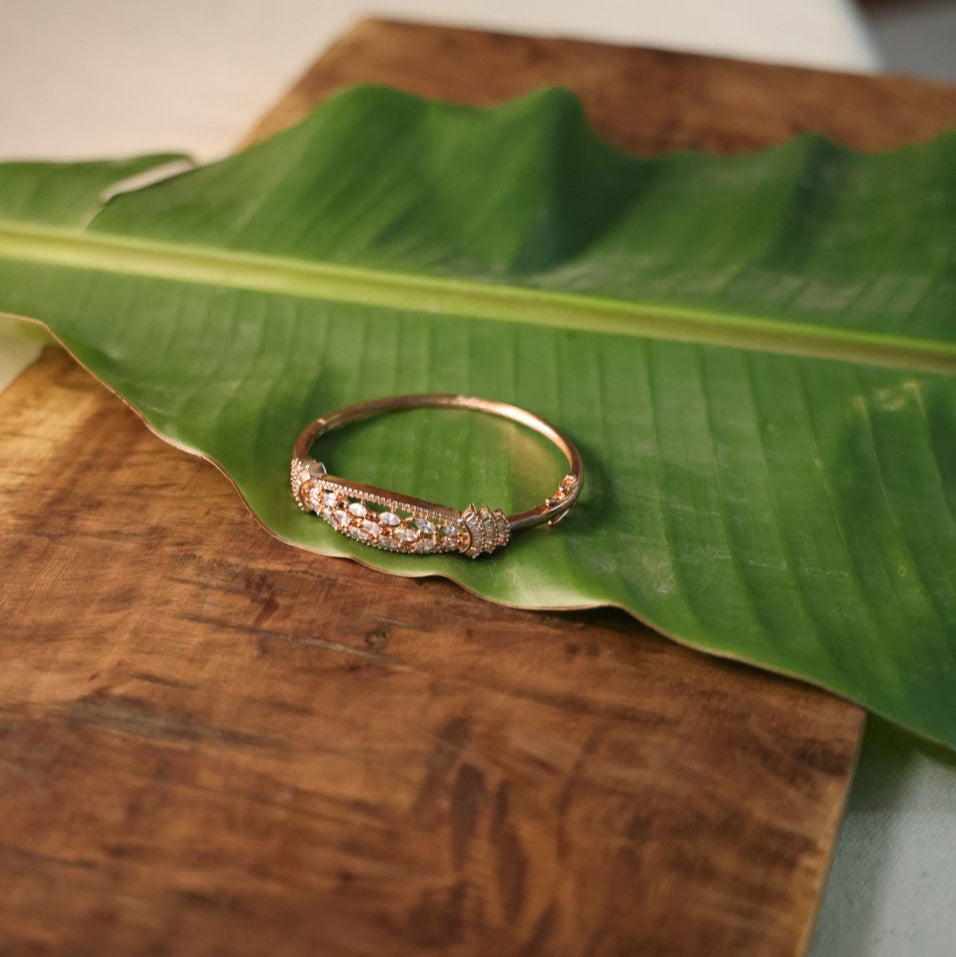 Rose Gold Diamond & Pearl Bracelet