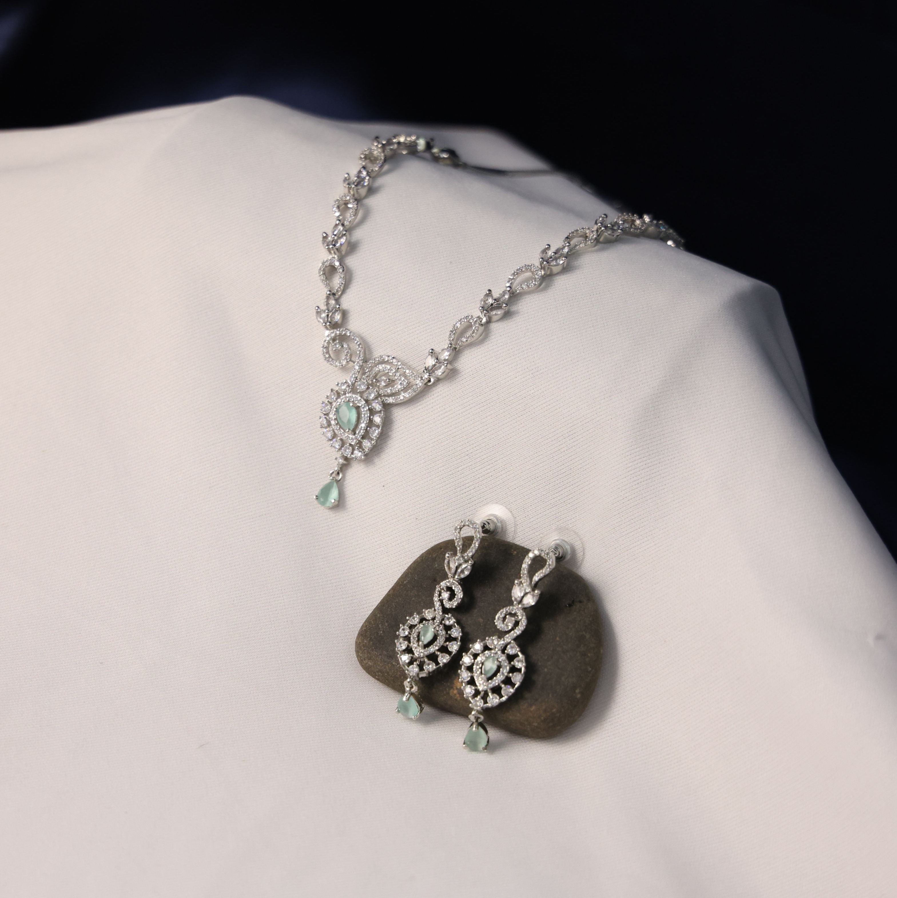 Mint Green Zirconia Floral Set