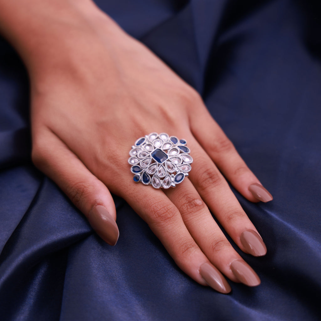 Silver Floral Kundan Cocktail Ring