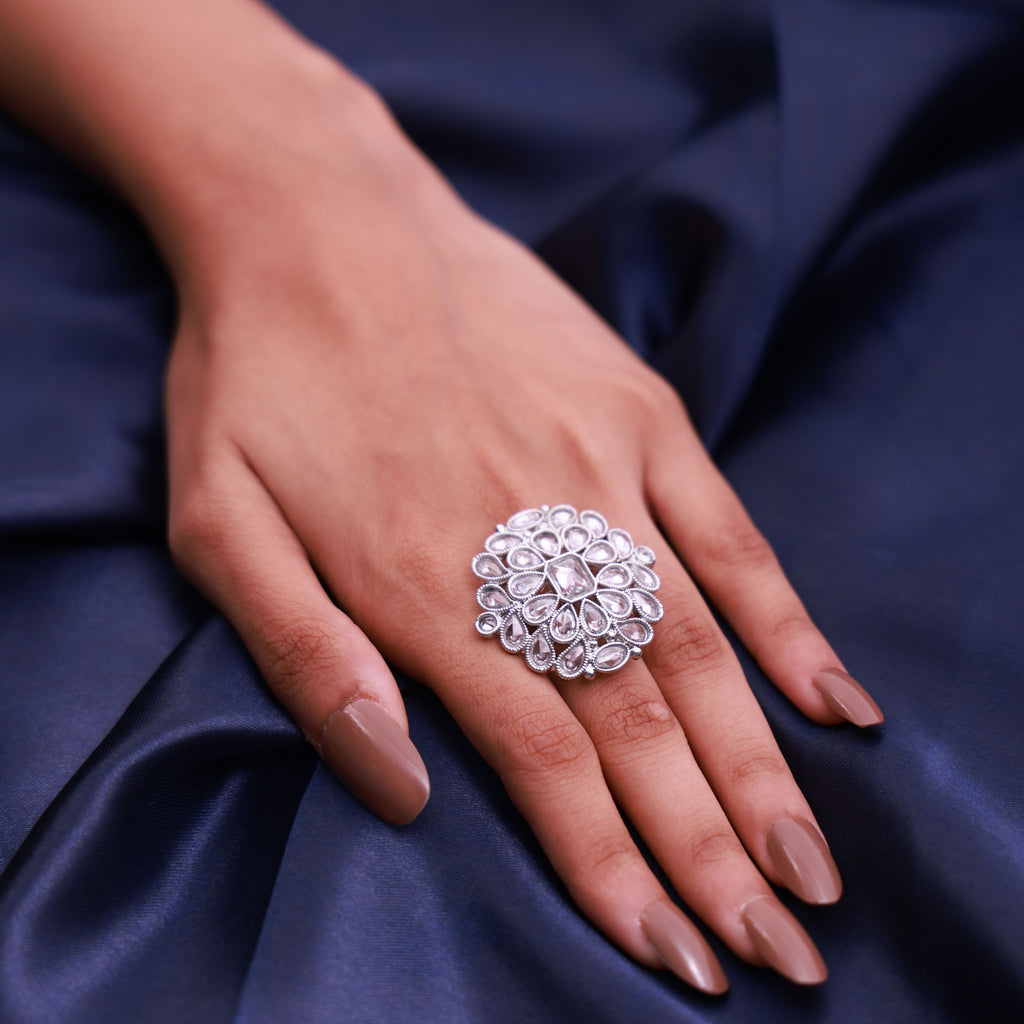 Silver Floral Kundan Cocktail Ring