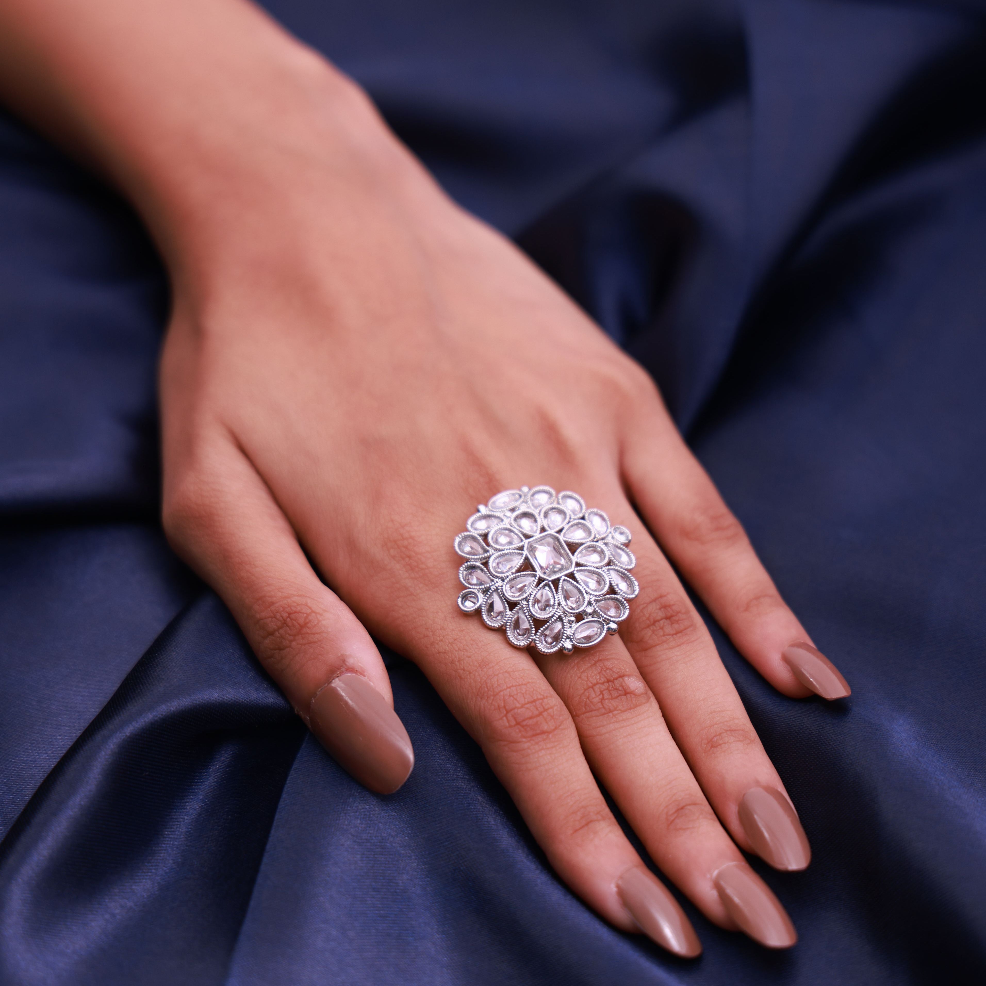 Silver Floral Kundan Cocktail Ring